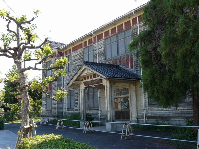 �������E�����m�S����