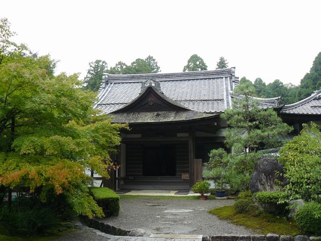 �������E�����@