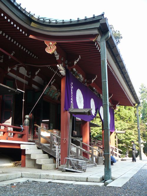 ��b�R��������E��u��