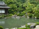 百済寺庭園の池