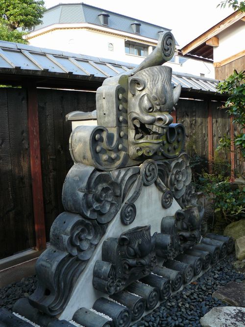 �F���s�E���}��