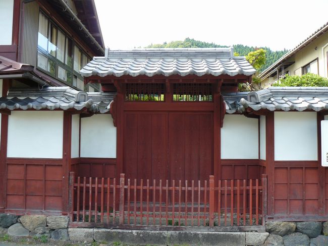 �F���ƏZ��