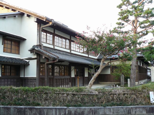 �ߍ]�����s�E�����ƏZ��