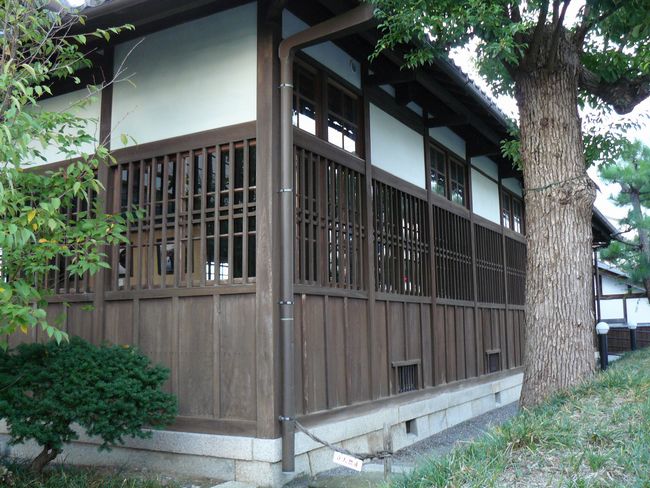 �ߍ]�����s�E�����ƏZ��