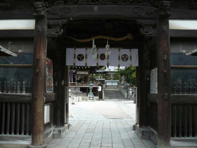 �ߍ]�����s�E�����甪���{