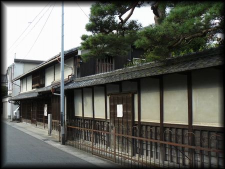 ���c�\�O�E�q��@