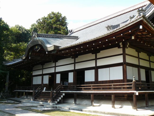 ��Îs��{�E������