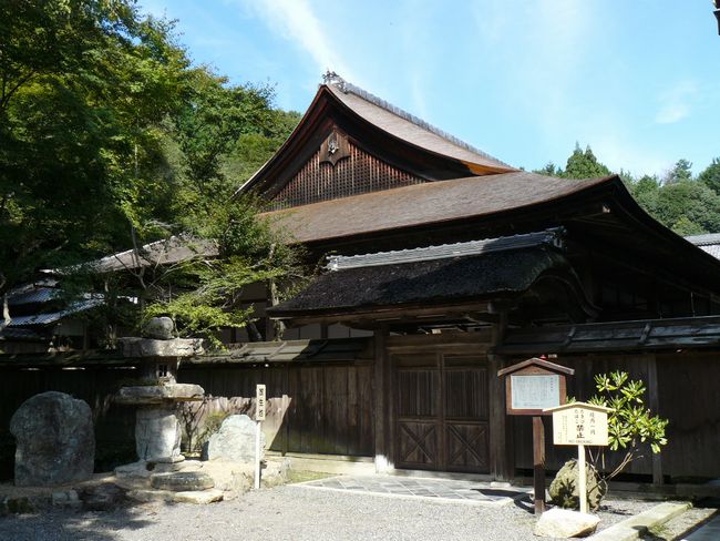 ��Îs��{�E������