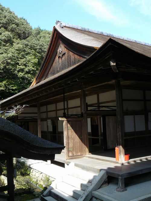 ��Îs��{�E������