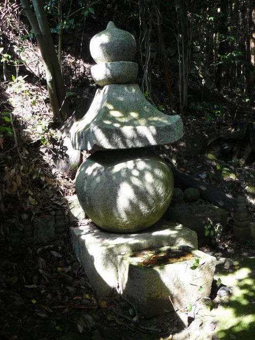 ��Îs��{�E������