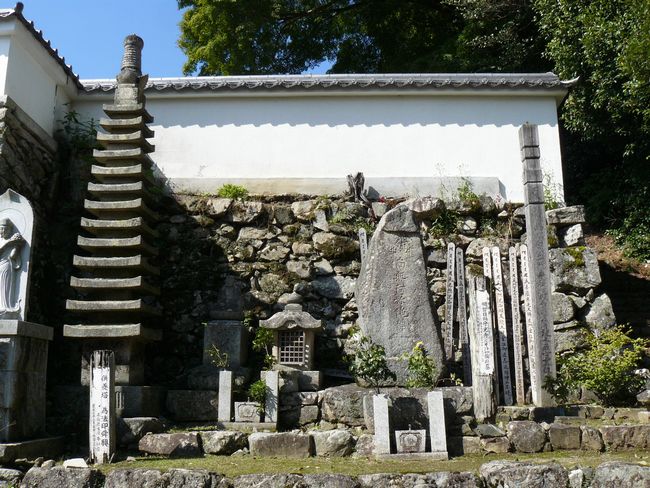 ��Îs��{�E������