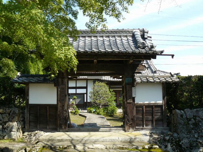 ��Îs��{�E������