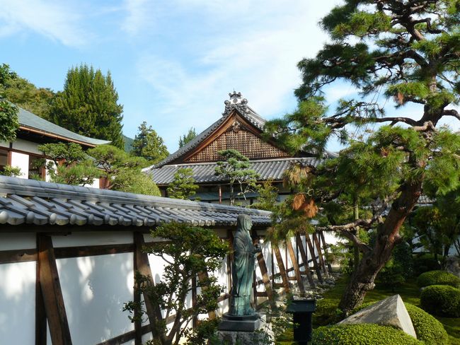 ��Îs��{�E����@���