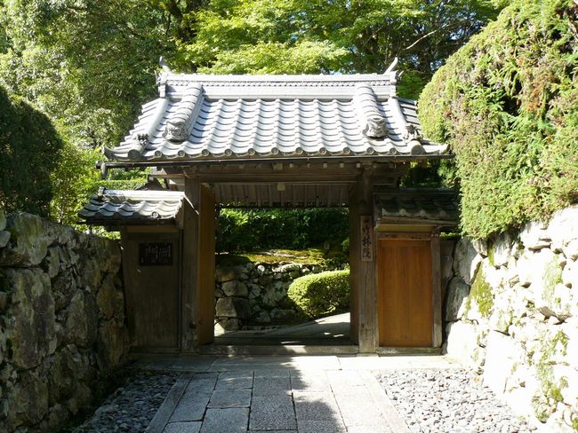 ��Îs��{�E���|�щ@