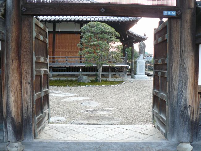 ��Îs��{�E���쎛