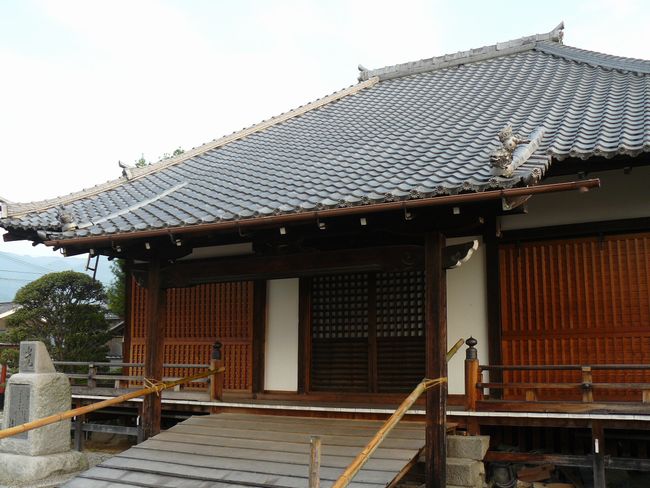 ��Îs��{�E���쎛