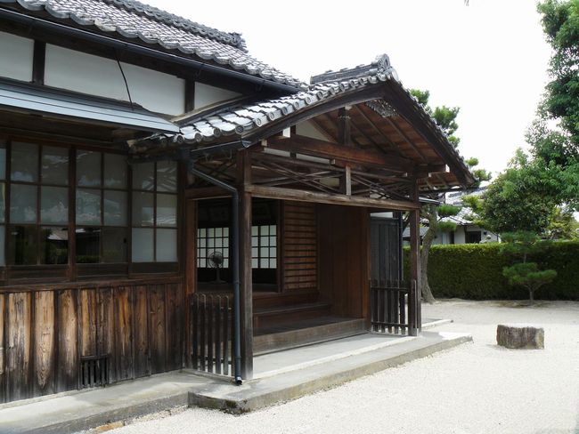 �������@