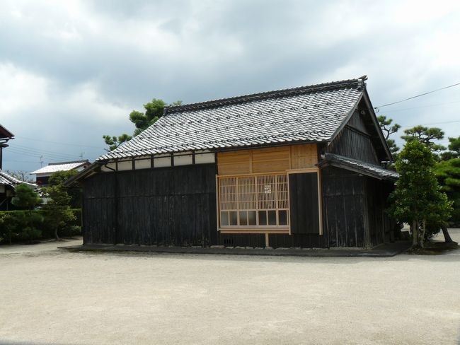 �������@